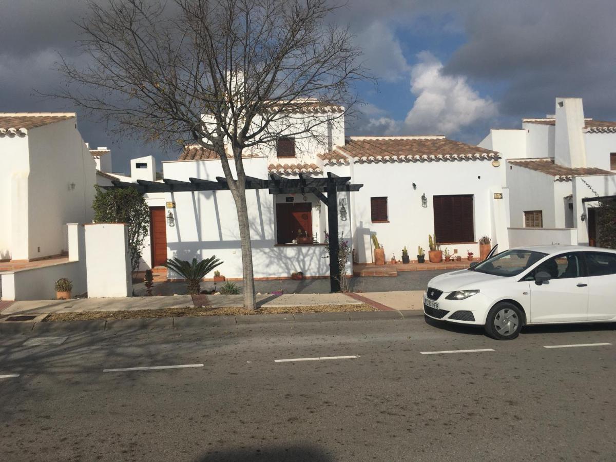Casa Catherina Joan - El Valle Golf Resort Banos y Mendigo ภายนอก รูปภาพ