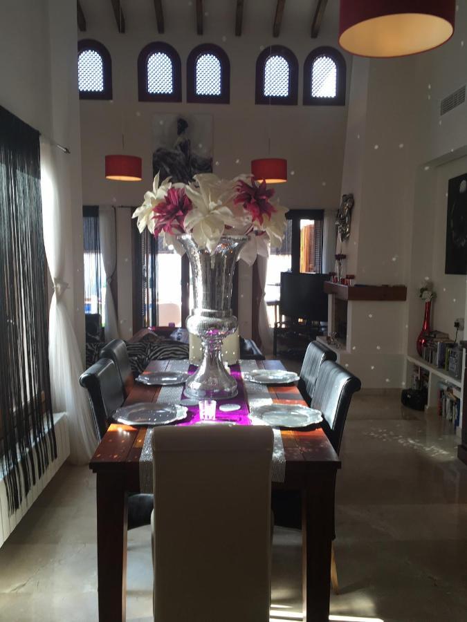 Casa Catherina Joan - El Valle Golf Resort Banos y Mendigo ภายนอก รูปภาพ